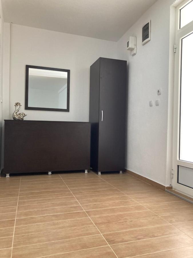 Tiki Apartments Gevgelija Extérieur photo