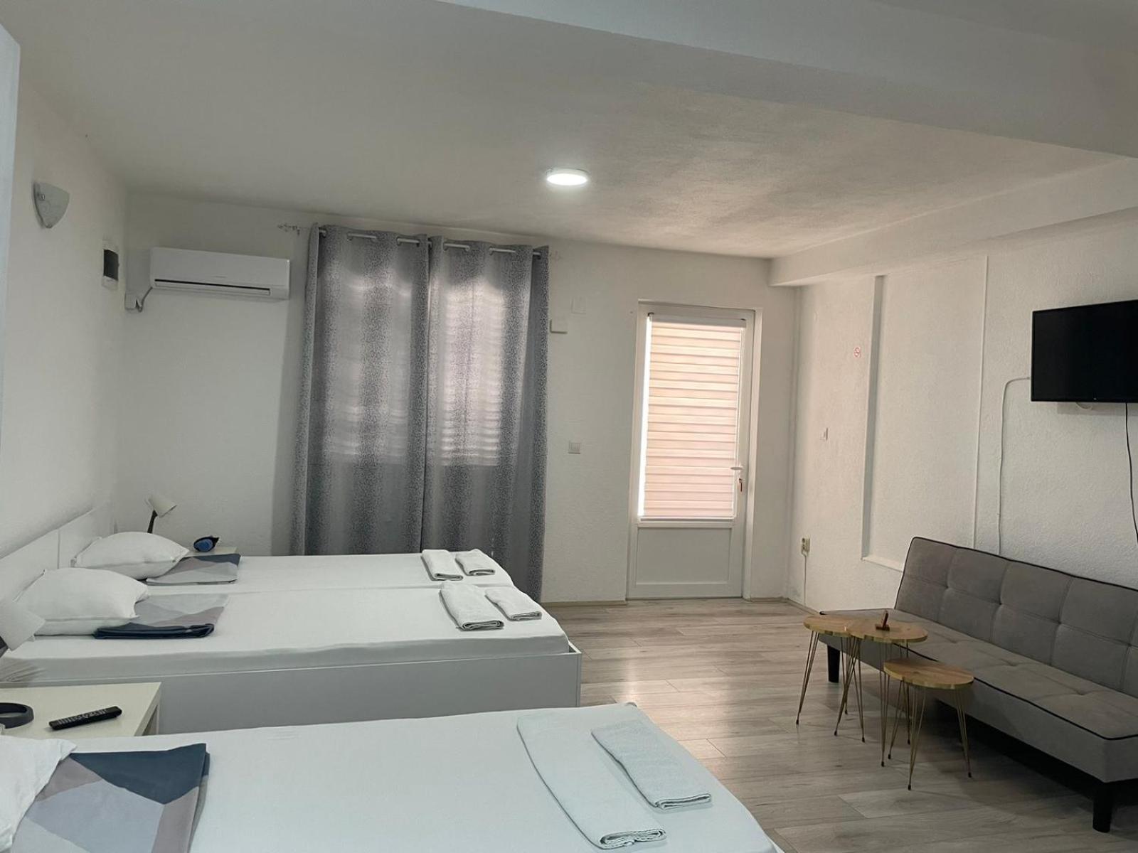 Tiki Apartments Gevgelija Extérieur photo
