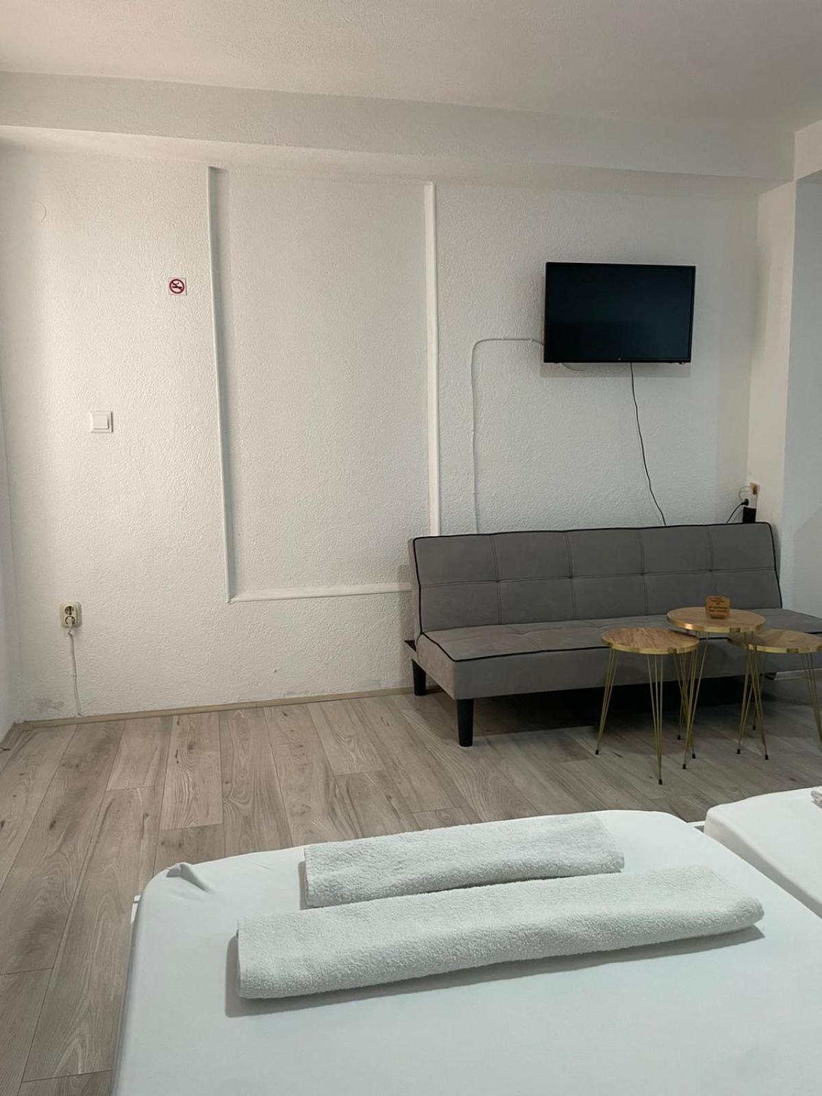 Tiki Apartments Gevgelija Extérieur photo
